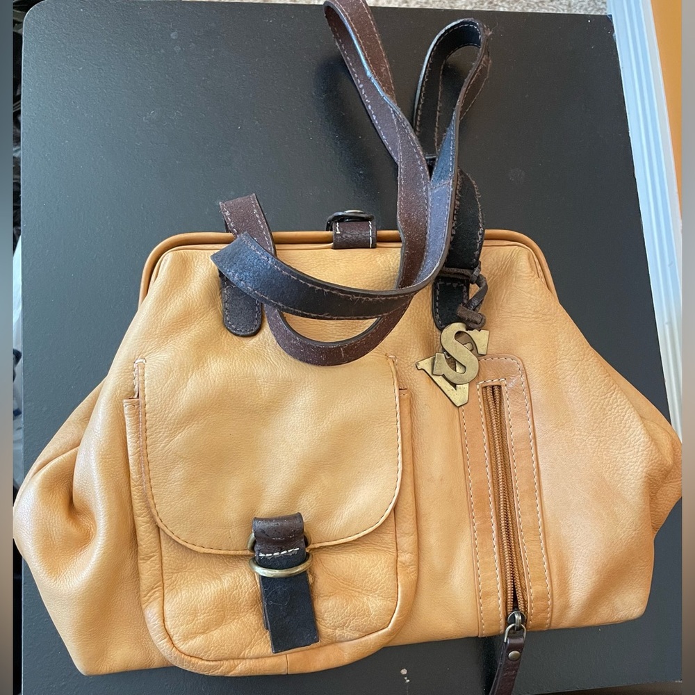 Genuine Soft Leather Sophia Visconti Handbag 13”Lx9”H. Camel and Brown
